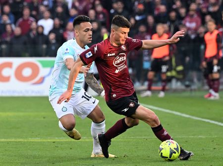 tagreuters.com2023binary_LYNXMPEJ360BO-VIEWIMAGE