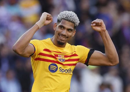 tagreuters.com2023binary_LYNXMPEJ3M075-VIEWIMAGE