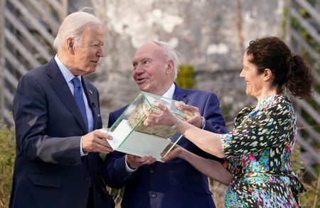 tagreuters.com2023binary_LYNXMPEJ3D0RI-VIEWIMAGE