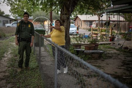 tagreuters.com2023binary_LYNXMPEJ3R0H6-VIEWIMAGE